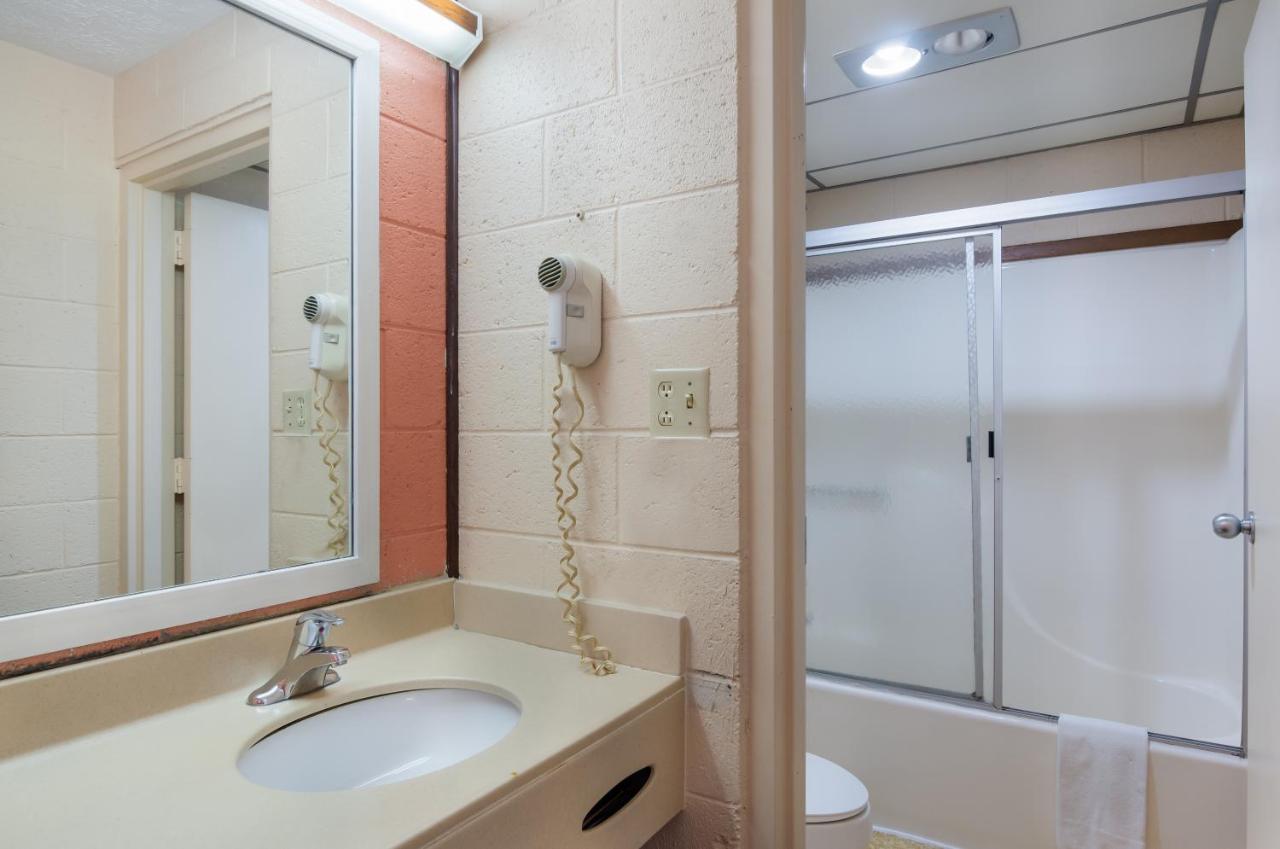 Americas Best Value Inn Wytheville Eksteriør bilde